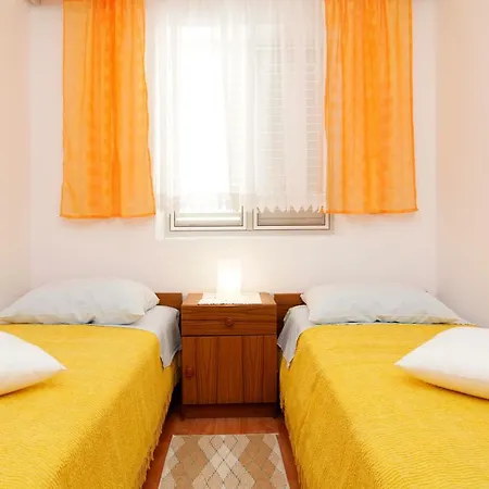 Tony Apartmán Potirna