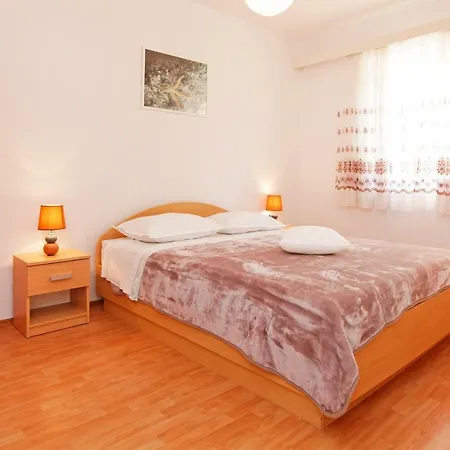 Tony Apartmán Potirna